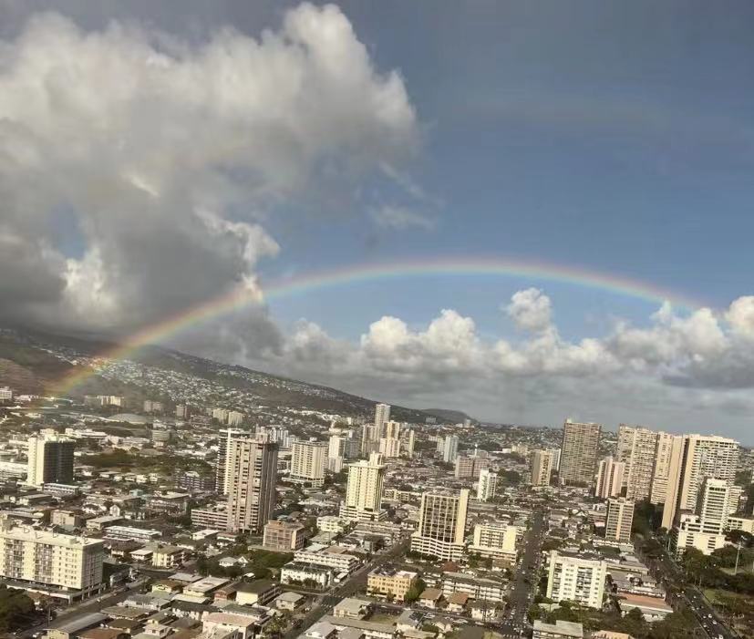 Sakura Spa space and Honolulu view 2